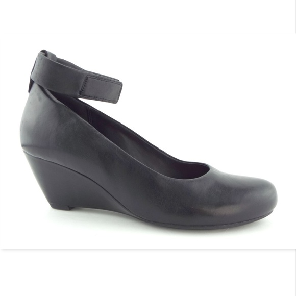 clarks ankle strap wedge